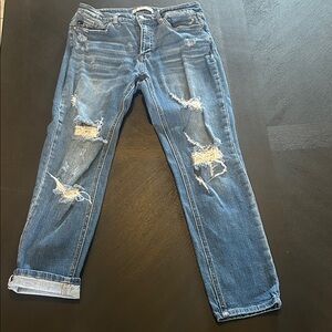 Distressed KanCan Blue Jeans for Women size 28